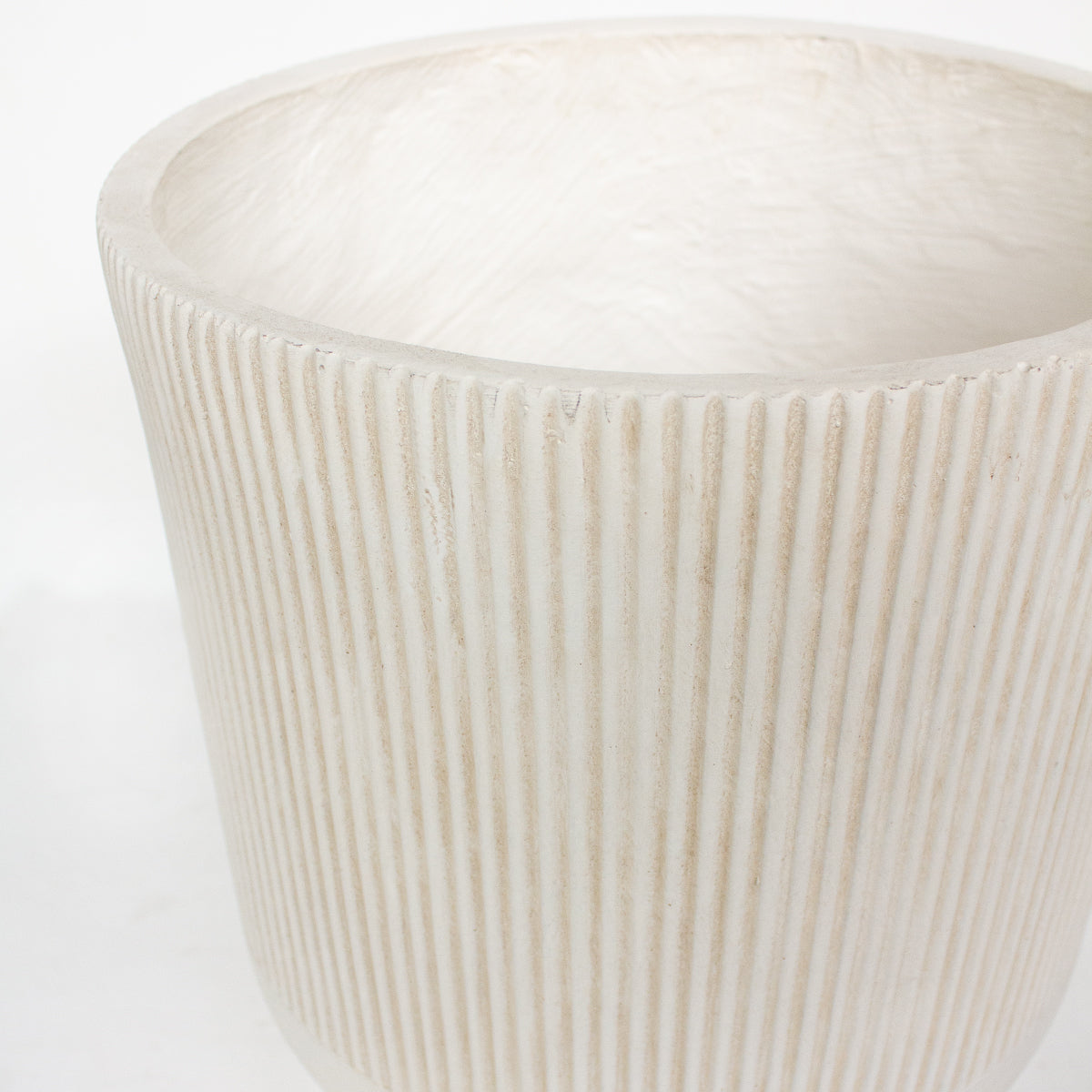 Fiber Clay Pot - Ribbed Footed