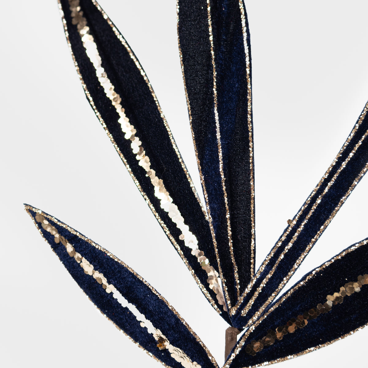 Glittered Pointed Leaves