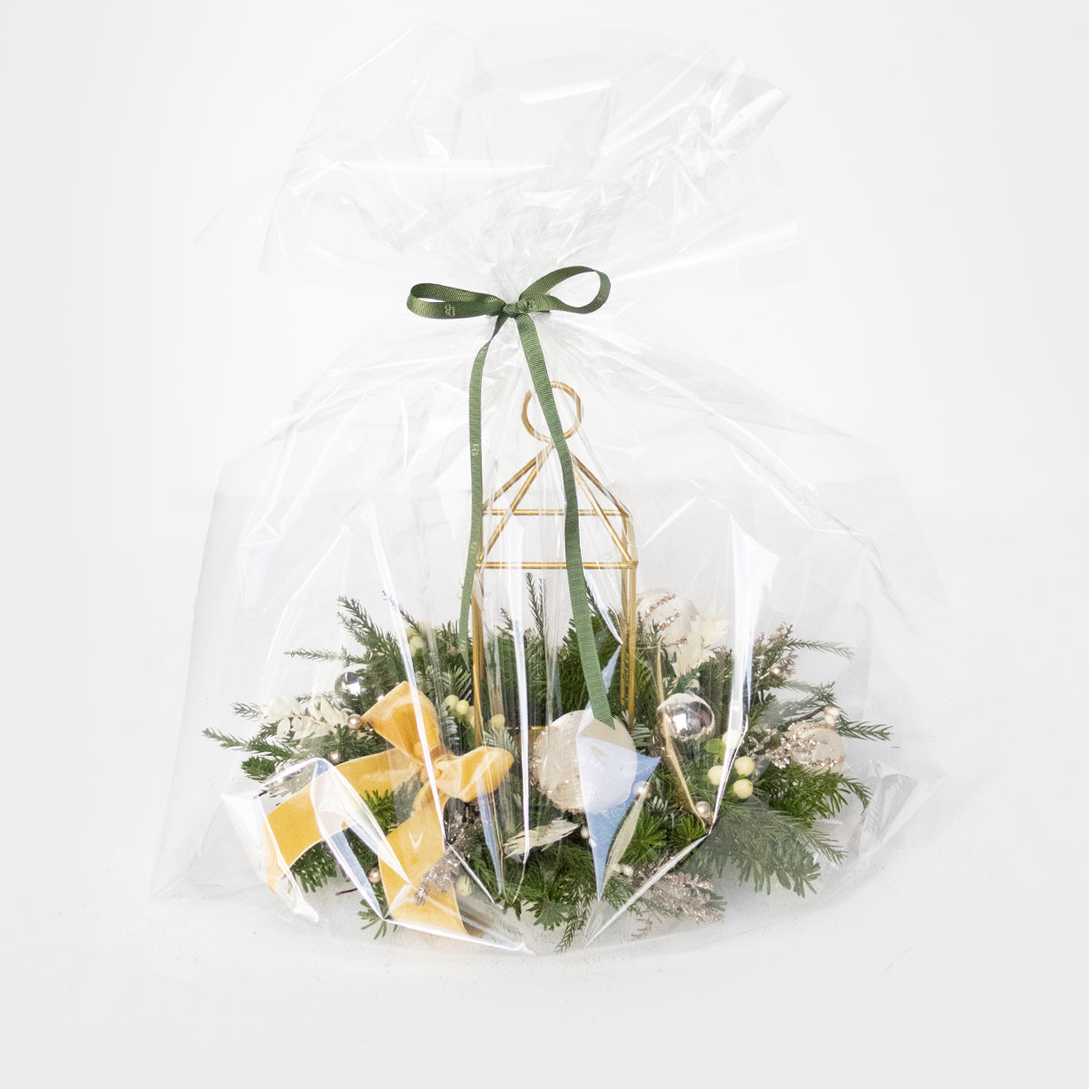 Gilded Simplicity Real Pine Candle Centerpiece